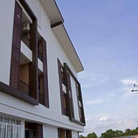 Field Town Apartment Nakhon Nayok Dış mekan fotoğraf